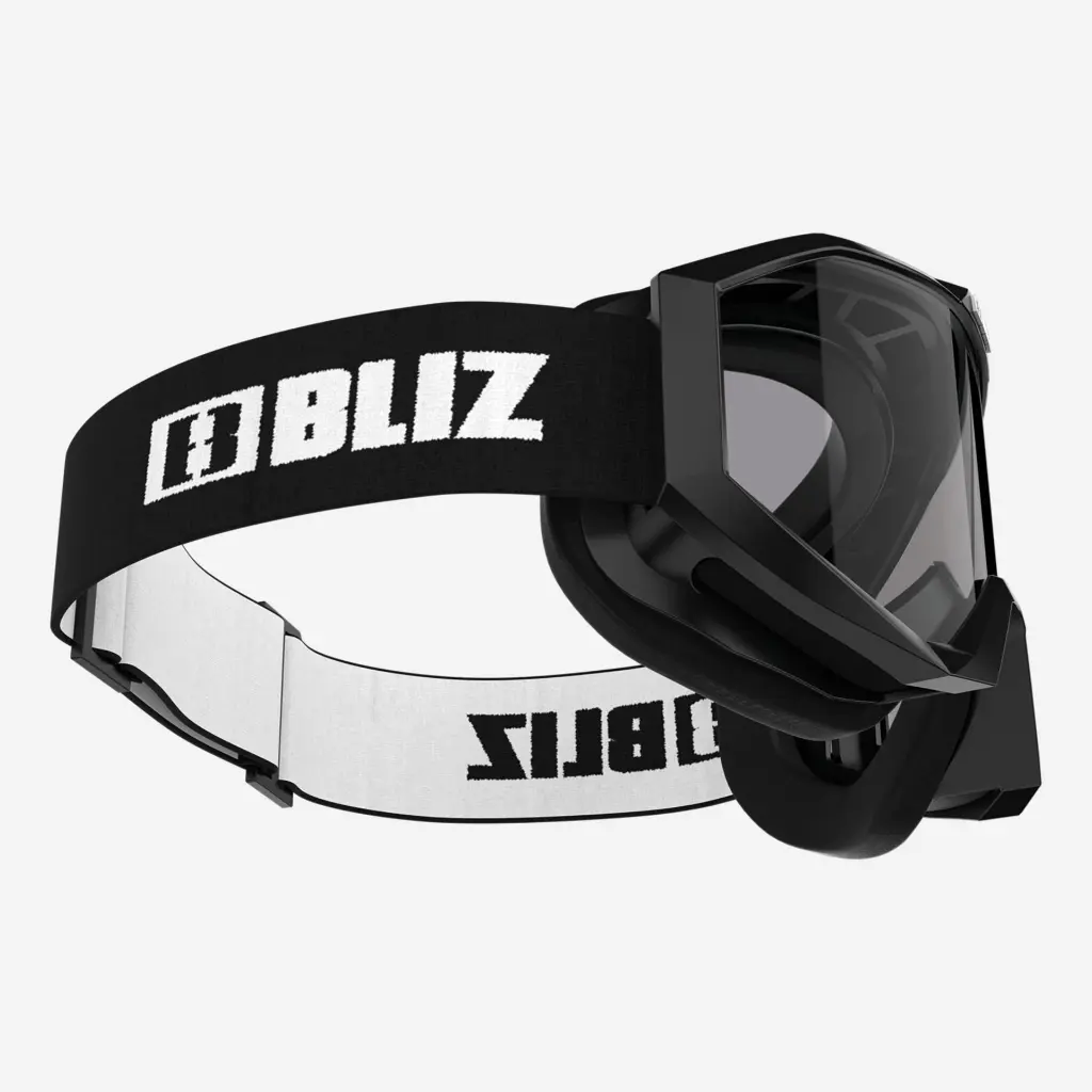 0ZG8006__03__P21__shad__lt.webp