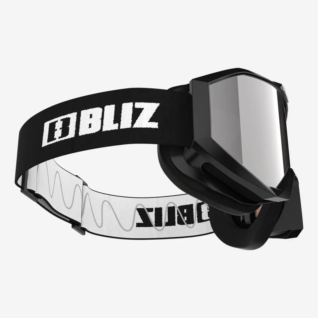 0ZG8006__02__P21__shad__lt.webp