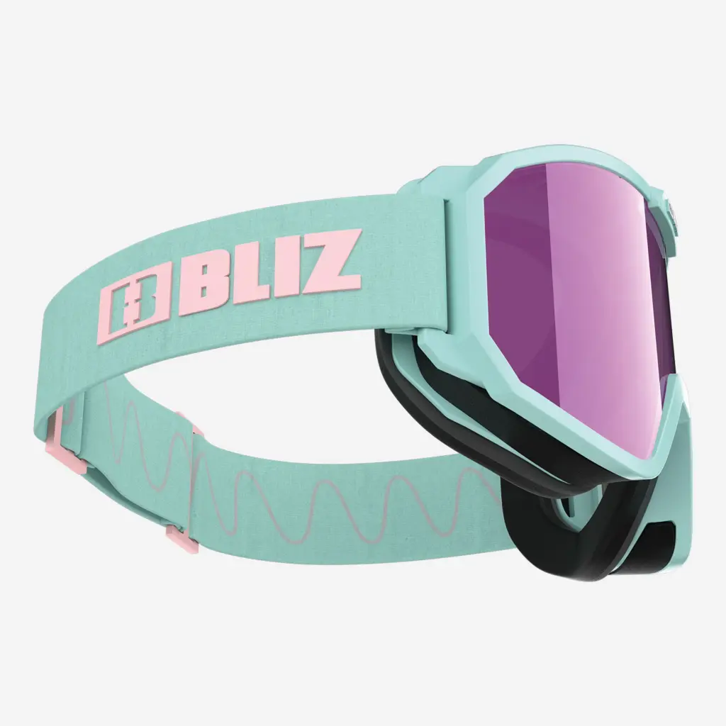 0ZG8002__07__P21__shad__lt.webp