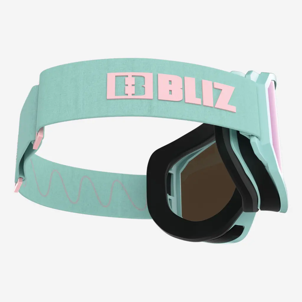 0ZG8002__07__P21__shad__bk.webp