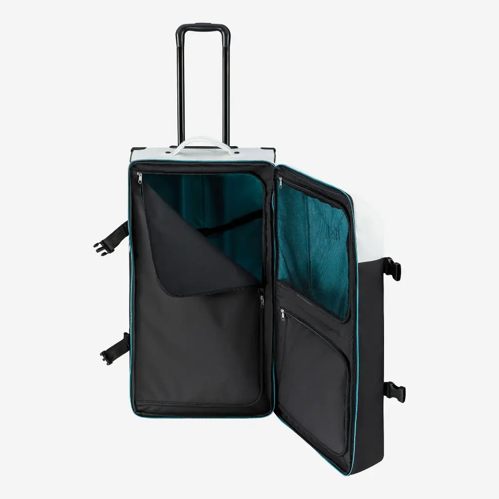 383005_Rebels_Travelbag_3.webp